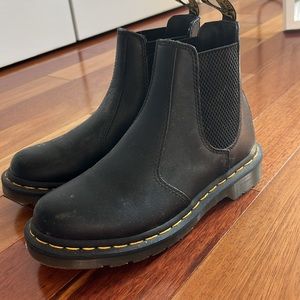 Black Dr. Martens Air Wair, like new size 6